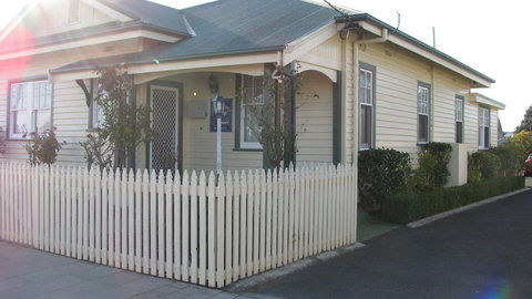 The Postmaster Inn BnB - Sydney Tourism 0
