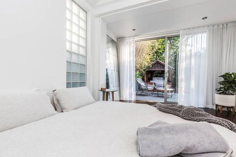 Coogee Luxury Home With Salt Water Pool & Parking - Sydney Tourism 7