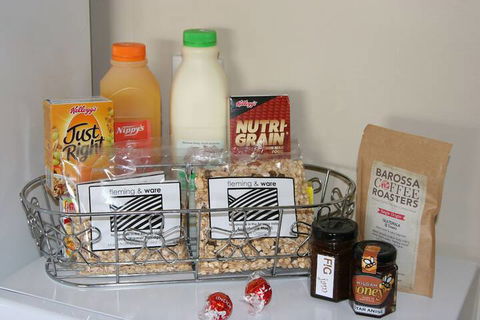 Under The Vines - Sydney Tourism 6