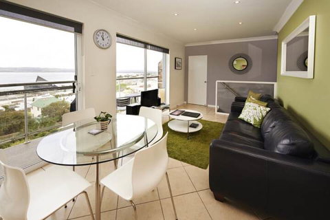 Albany Harbourside Apartments And Houses - Sydney Tourism 7