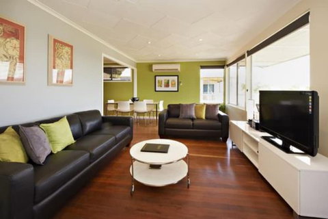 Albany Harbourside Apartments And Houses - Sydney Tourism 6