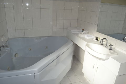 Lightkeepers Inn Motel - Sydney Tourism 3