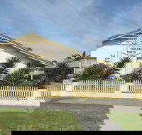 Lakes Entrance Holiday Units - Sydney Tourism