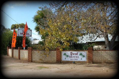 York Motel - Sydney Tourism 1