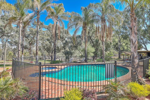 Two Rivers Motel - Sydney Tourism 4