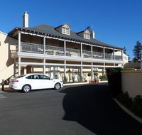 The Clifton  Grittleton Lodge - Sydney Tourism