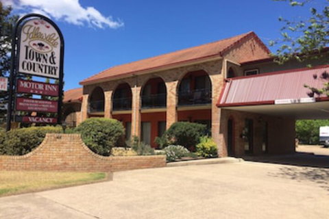 Idlewilde Town & Country Motor Inn - Sydney Tourism 0