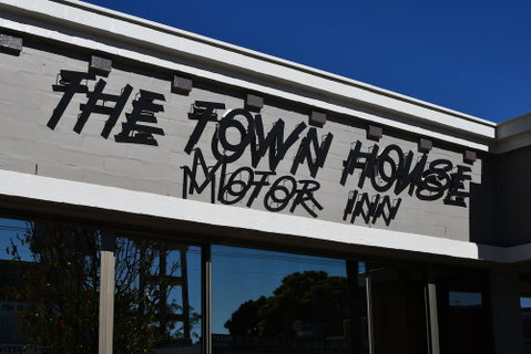 The Town House Motor Inn - Sydney Tourism 5