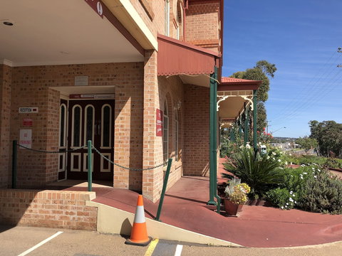Heritage Motor Inn Goulburn - Sydney Tourism 2
