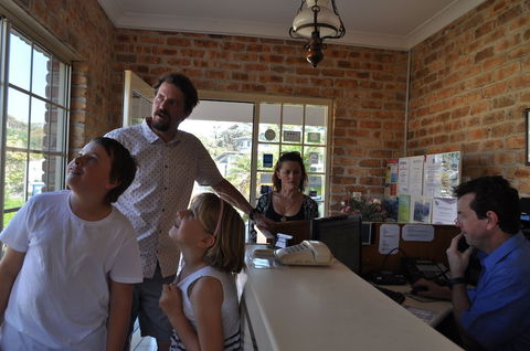 Mollymook Surfbeach Motel And Apartments - Sydney Tourism 3