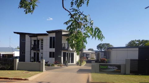 Smart Stayzzz Inns Clermont - Sydney Tourism 4