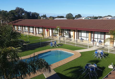 Lacepede Bay Motel - Sydney Tourism 0