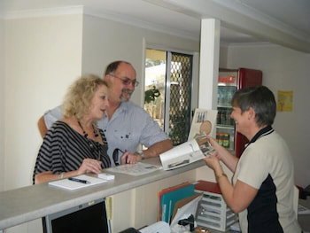 Pepper Tree Cabins - Sydney Tourism 3