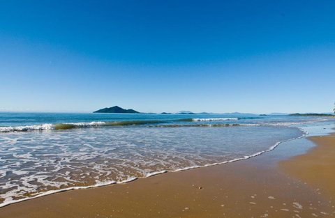 Sejala Beach Huts - Sydney Tourism 1