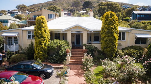 Dunmoylen House - Sydney Tourism 1