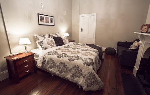 Dunmoylen House - Sydney Tourism 5