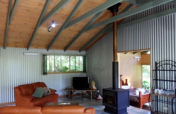 Treetops Accommodation Montville - Sydney Tourism 3