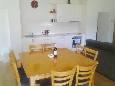 Seaside Villas - Sydney Tourism 2