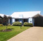 Seaside Villas - Sydney Tourism