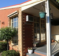 Old Coach Motor Inn - Sydney Tourism