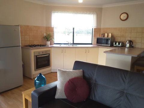 Cosy Corner Chalets - Sydney Tourism 2