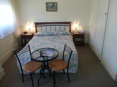 Sonbern Lodge Motel - Sydney Tourism 2
