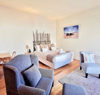 Phoenix Apartments - Sydney Tourism