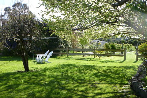 Karingal Homestead B & B - Sydney Tourism 3