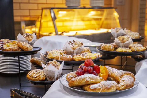 Western Heritage Motor Inn - Sydney Tourism 1