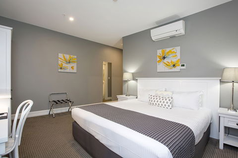 CH Boutique Hotel - Sydney Tourism 0