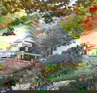 Woolrich Historic Garden Cottage