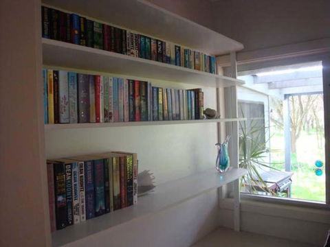 Absolute Waterfront Cottage - Sydney Tourism 1