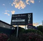 Asters on James Motor Inn - Sydney Tourism