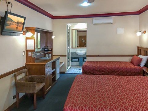 Dalby Homestead Motel - Sydney Tourism 6