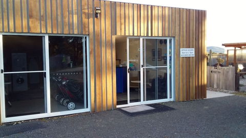 Pelican Point Sanctuary - Sydney Tourism 1