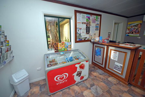 Riverbend Caravan Park Renmark - Sydney Tourism 5