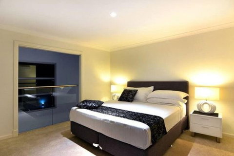 Bunbury Seaview Apartments - Sydney Tourism 4