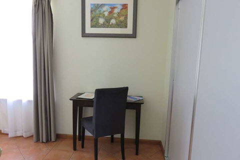 Ochre Moon B&B - Sydney Tourism 6