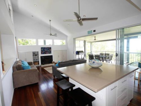 Sandbar - Sydney Tourism 3