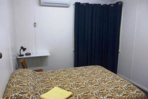 Holiday House Clermont - Sydney Tourism 7