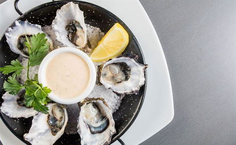 Redlands RSL Sails On Shore - Sydney Tourism 7