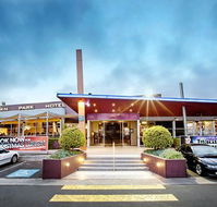 Sandown Park Hotel - Sydney Tourism