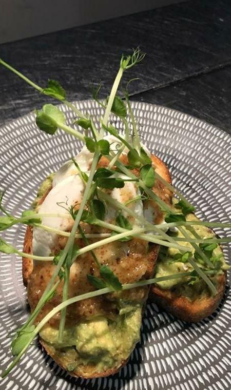 Explorers Restaurant - Sydney Tourism 12