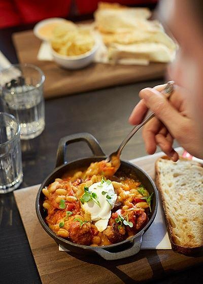 Explorers Restaurant - Sydney Tourism 7