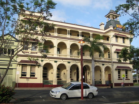 The Bush Inn Bar & Grill - Sydney Tourism 0