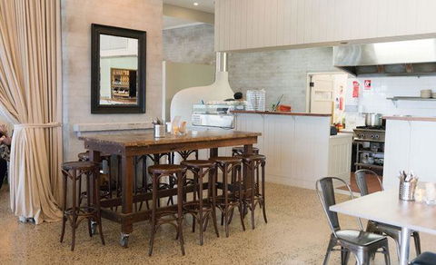 The Lagoon - Sydney Tourism 6