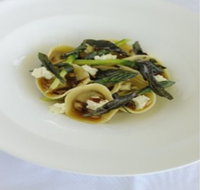 Bungool Restaurant Riverside Oaks NSW - Sydney Tourism