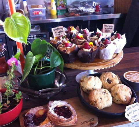 Cafe In Tokyo - Sydney Tourism 17