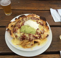 Coast Hotel Budgewoi - Sydney Tourism