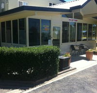 Poplar Caravan Park  Harry's Snack Shack - Sydney Tourism